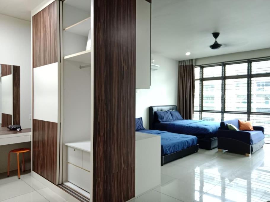 Mount Austin 8 For Couple Johor Bahru