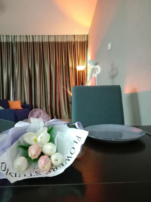 Mount Austin 8 For Couple Pangsapuri